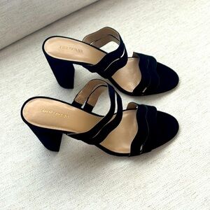 Ann Taylor Tyler Wave Block Heeled Sandal. Size 8. Leather Upper. NWT.